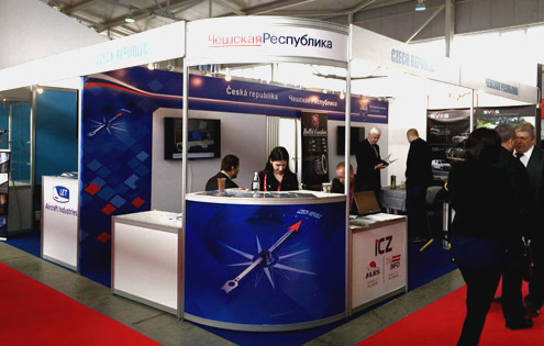 Na mezinárodní vojenské a aerokosmické výstavě KADEX 2018 v Astaně